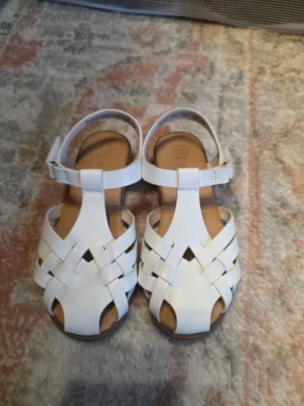 Cat & Jack Girls White Woven Sandals Size 10T Like New